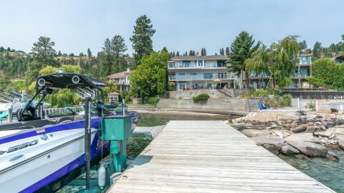Apartamento Multilevel Waterfront Suite With Boat Moorage