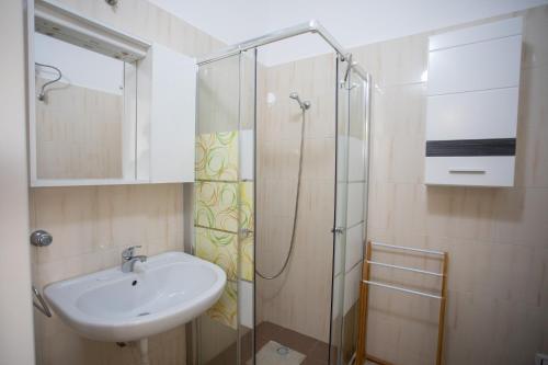 Mirto Apartments