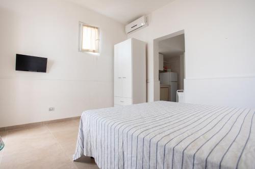 Mirto Apartments