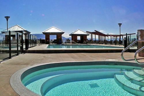Apartamento Playa Del Sol Resort - 2 Bdr & Den