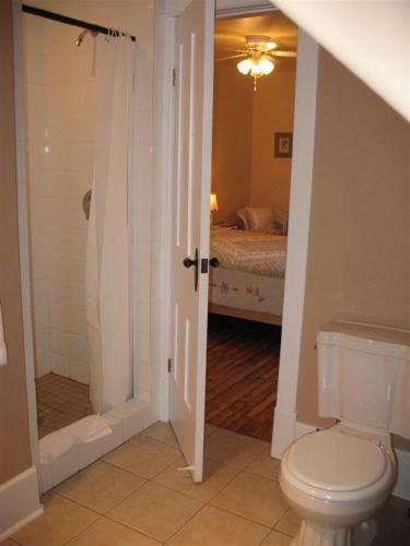 Hostal Lionheart Guest House By Elevate Rooms