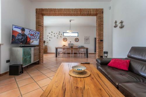 Villa Torre Lapillo Beach Con Piscina