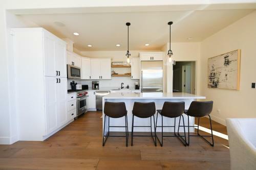 Modern Cabin In Pine Arizona
