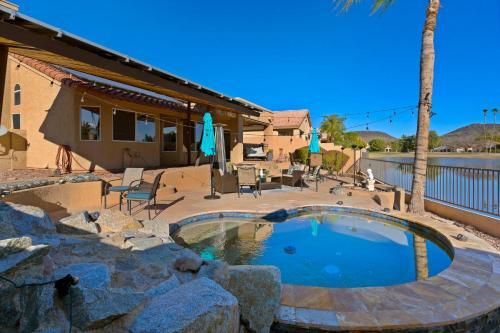 Upscale Phoenix Oasis With Small Private Pool And Spa!