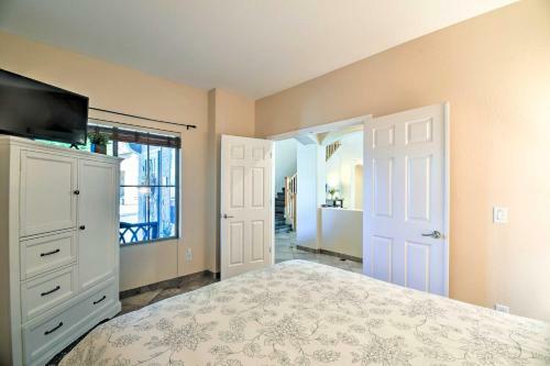 Oasis Home With Pool 1 Mi To Surprise Stadium!