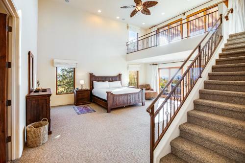 Dove Mountain Estate