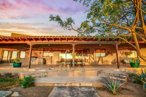 Dove Mountain Estate