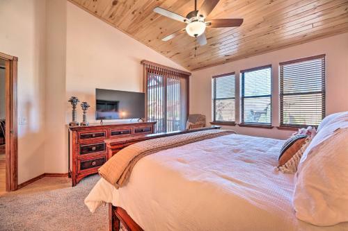 Spacious Show Low Home In The Torreon Lodges!