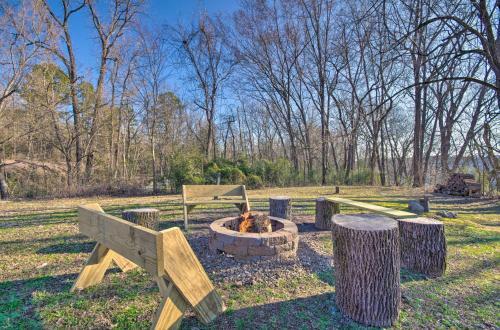 Updated Cabin On White River By Boat Landing!
