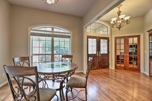 Bentonville Home With Pool Table, 2 Mi To Downtown!
