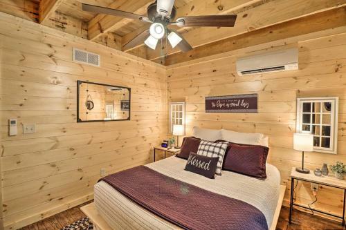Unplug By Greers Ferry Lake Cabin With Views!