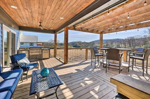 River Time Cabin With Games And Outdoor Oasis
