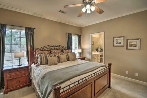 Luxurious Home With Direct River Access And Views