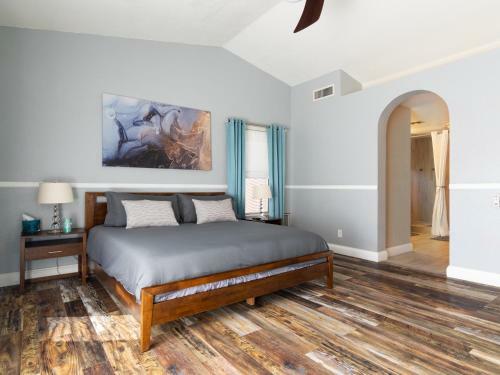 Stylish Tempe Getaway