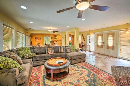 Waterfront Home With Dock 6 Mi To Hot Springs!