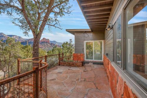 Red Rock Rhapsody In Uptown Sedona