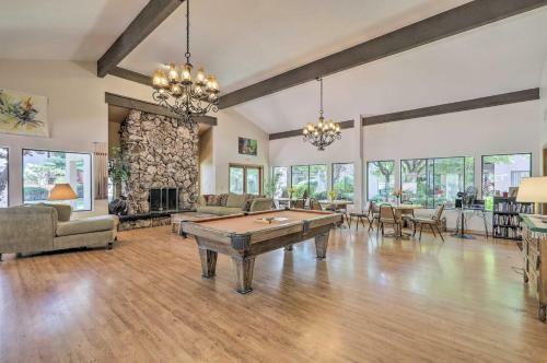 Apartamento Condo With Mtn Views, Balcony And Hot Tub Access!