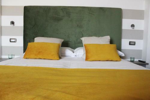 Hostal Esse House
