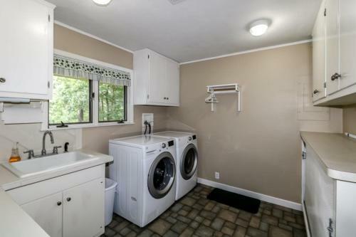 05244 - 44 Pego Circle