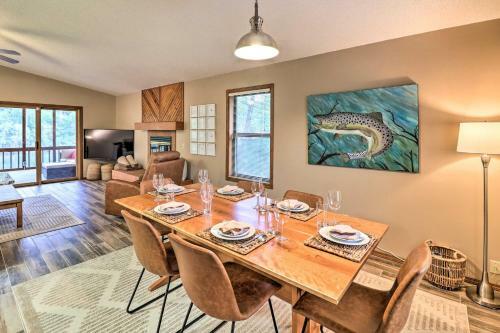 Private Norfork Home With Decks And River Access