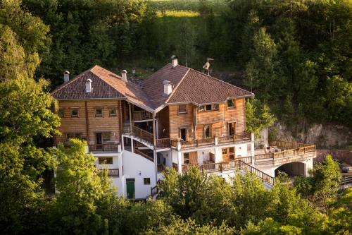 Apartments Schlossblick - Wohnung Rosengarten