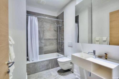 Apartamento Stella Stays Stunning Condo Old Montreal Netflix
