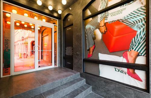David Hotel