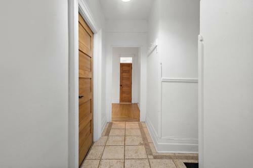 Old Port Montreal Apartments By Restavio