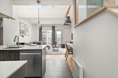 Frontenac Apartments By Restavio