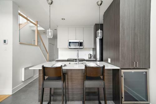 Frontenac Apartments By Restavio