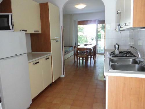 Beautiful Villa For 6 People - Tv - AC