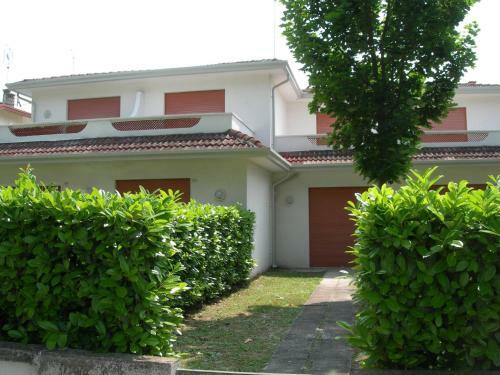 Beautiful Villa For 6 People - Tv - AC