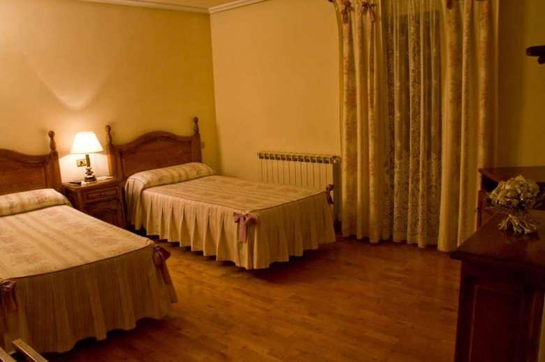 Hostal Las Coronas