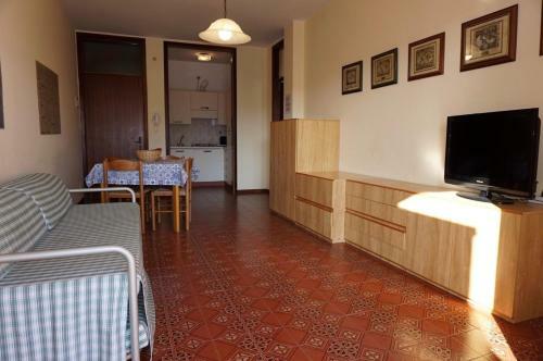 Apartment Near The Beach - Swimming Pool - AC
