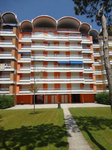 Great Location Apartment For 6 People