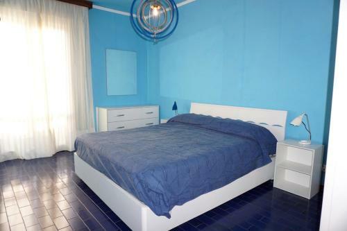Beautiful Three-room Apartment For 6 People A C
