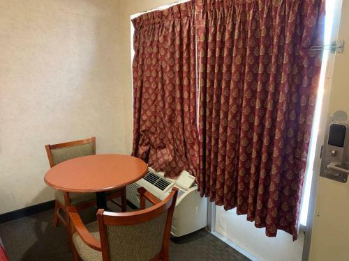Posada Coachman's Inn Motel