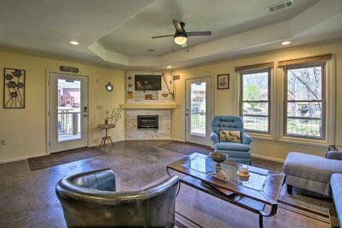 Waterfront Home With 2 Kayaks, Dock, Boat Slip!