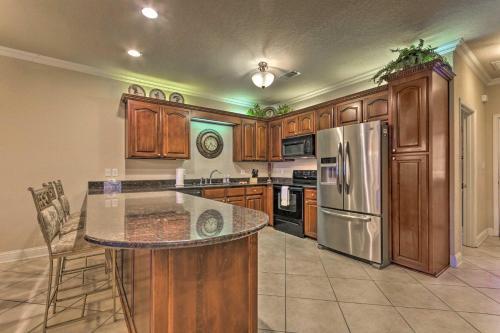 Apartamento Lakefront Hot Springs Condo With Sunset Views!