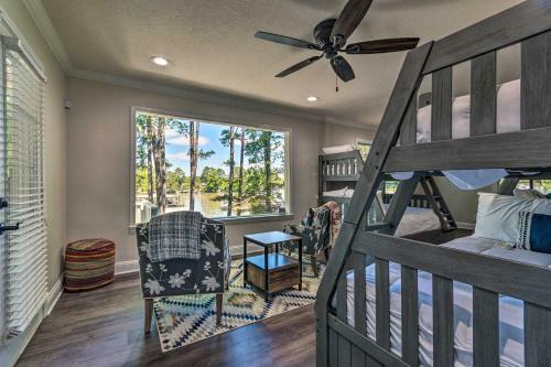 Lake Hamilton Escape With Deck, Games And Water Views!
