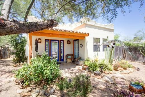 Private Southwestern Style Casita