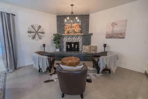 Mt Lemmon Velo With Bunk House And Heated Pool