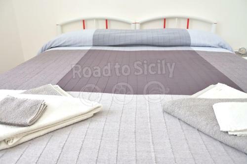 Idra - Road To Sicily