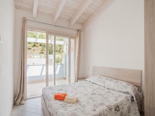 Beautiful Holiday Home In Viddalba With Jacuzzi And Garden