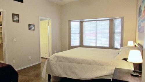 14818 Ahwatukee