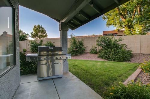 Private Sanctuary In North Scottsdale Wpool