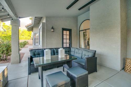 Private Sanctuary In North Scottsdale Wpool