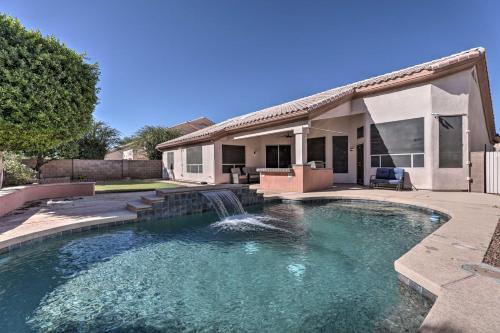 Stylish Phoenix Sanctuary With Outdoor Oasis!