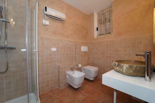 Villa Podere Dei Poeti 20 Pax