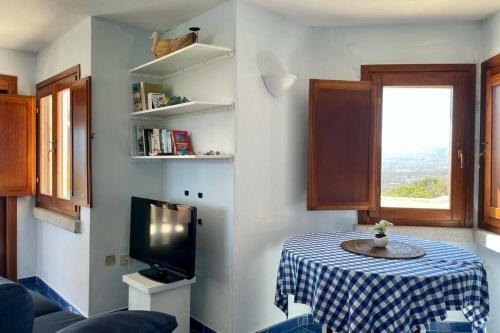 Villa And Pool Tavolara View